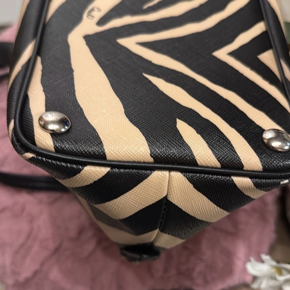 Coach Zebra Print Bag and Wallet Set in Black and Cream LIKE NEW GIFTABLE - Picture 8 of 16